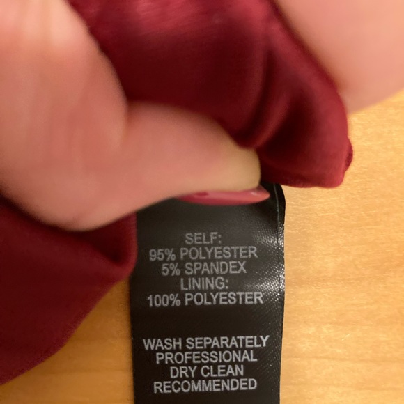 NWT! Two knotted details that create a cutout back for a stunning look! - Picture 6 of 6